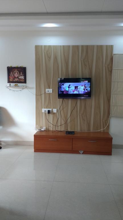Hitech Shilparamam Guest House 하이데라바드 외부 사진